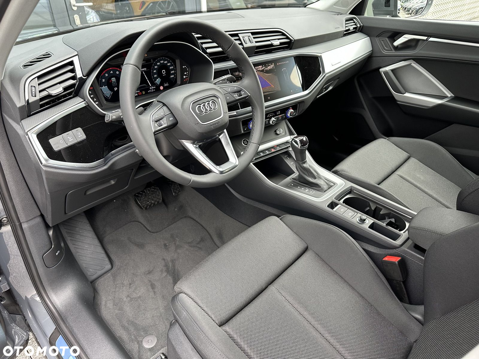 Audi Q3 - 12