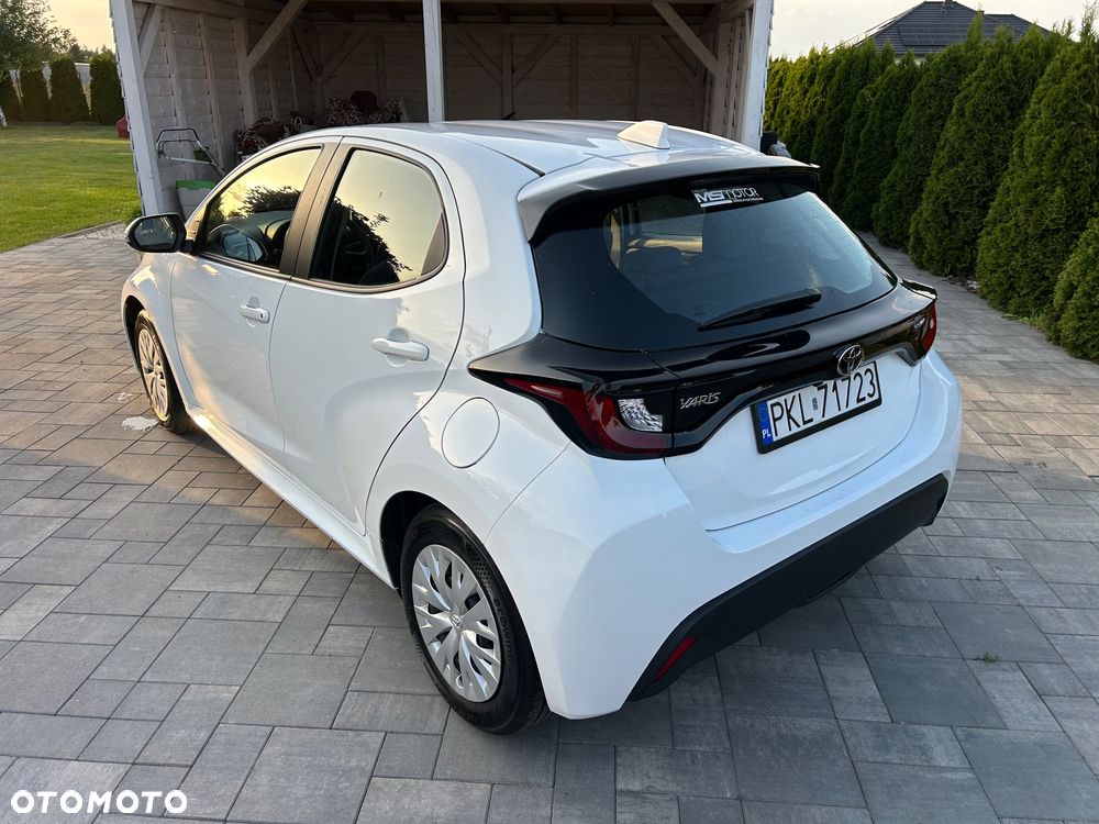 Toyota Yaris Hybrid 1.5 Active - 8