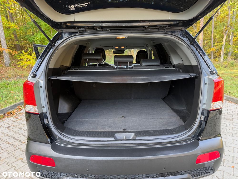 Kia Sorento - 9