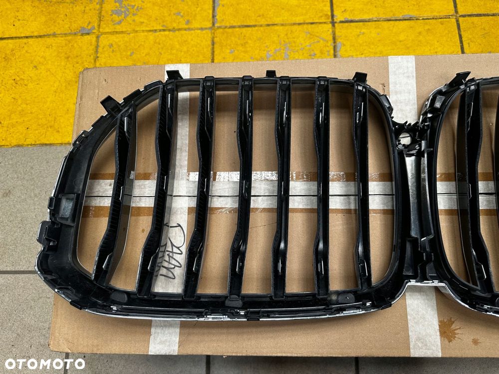 bmw x5 g05 lci lift kamera grill nerki chłodnicy 51135a67cc5 - 8