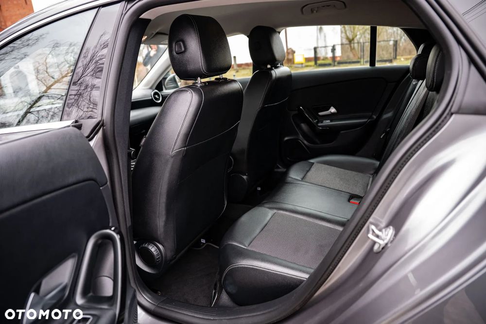 Mercedes-Benz CLA 180 d 7G-DCT Edition 2020 - 20
