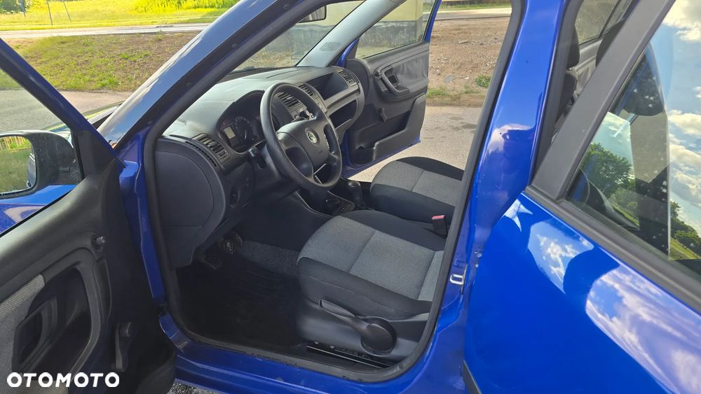 Skoda Fabia 1.4 16V Active - 27