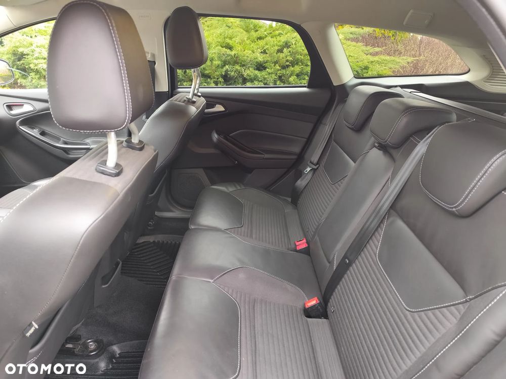 Ford Focus 1.5 EcoBlue STart-Stopp-System TITANIUM - 14