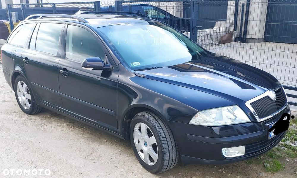 Skoda Octavia 1.6 Combi Ambiente - 5