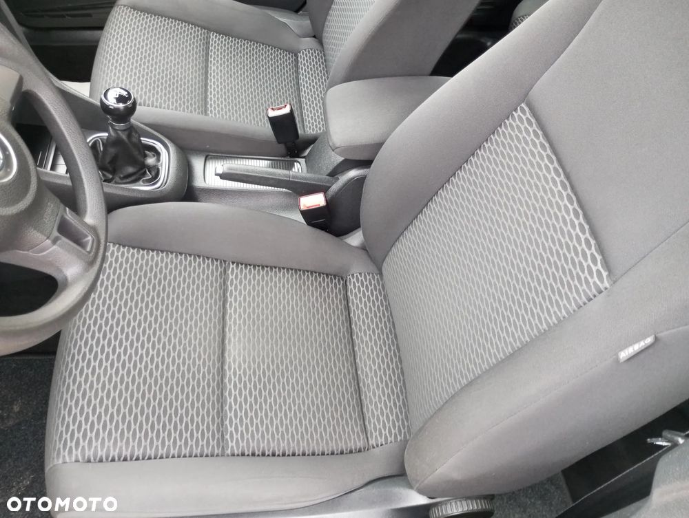 Volkswagen Golf VI 1.6 Comfortline - 18