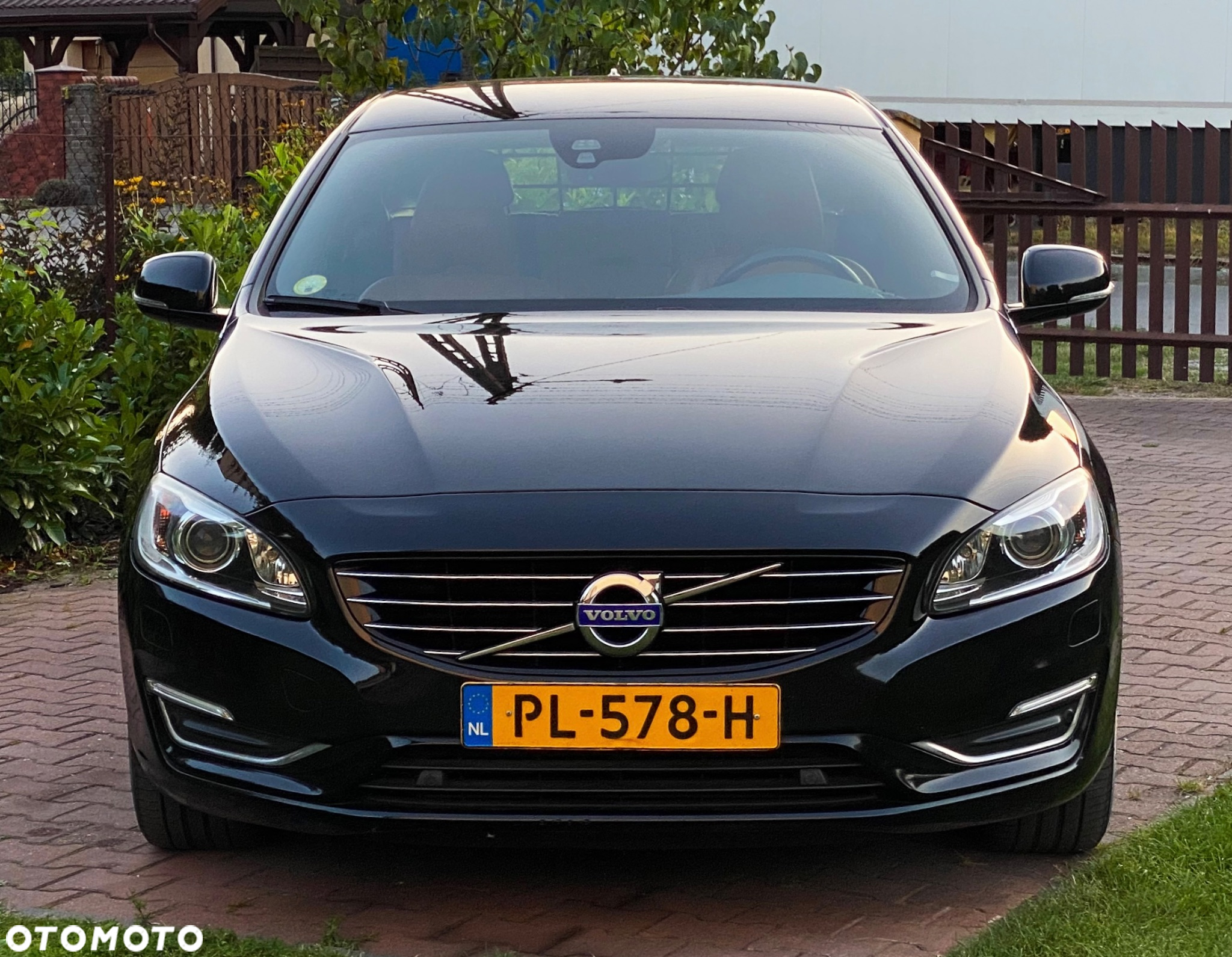 Volvo V60 - 2