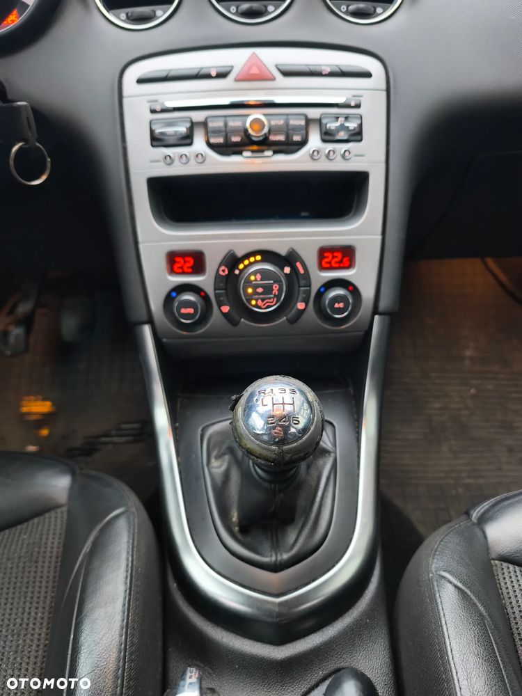 Peugeot 308 1.6 HDi Premium - 14