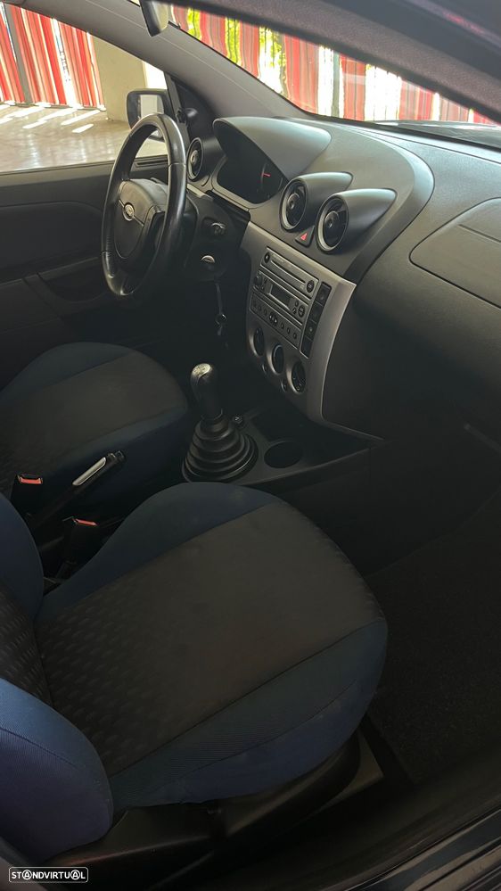 Ford Fiesta 1.25 Trend - 7