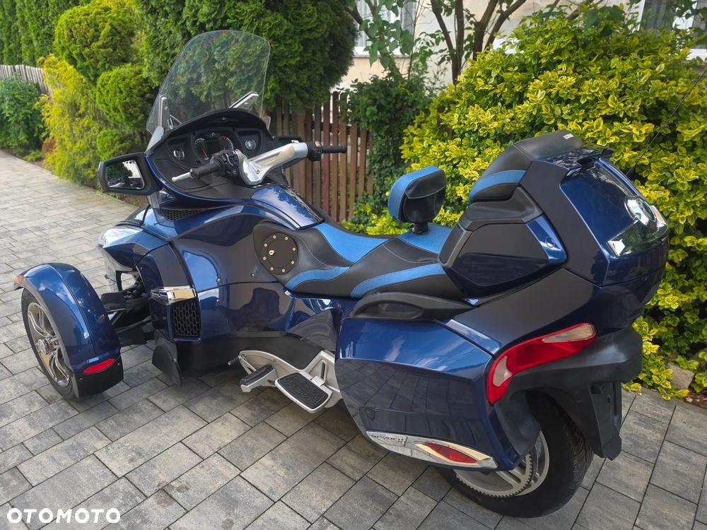 Can-Am Spyder - 13