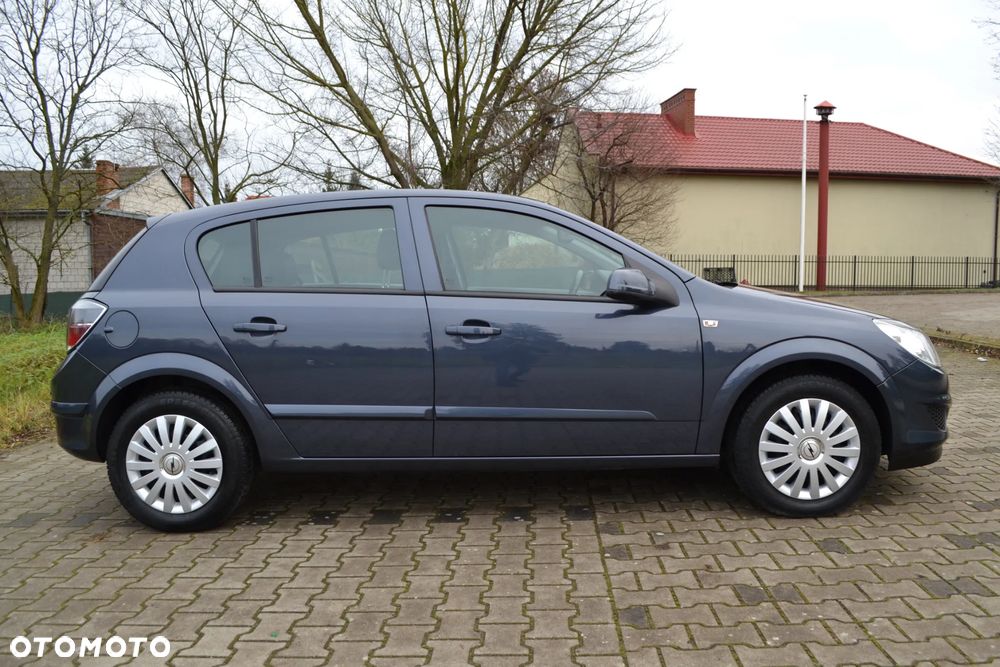 Opel Astra - 4