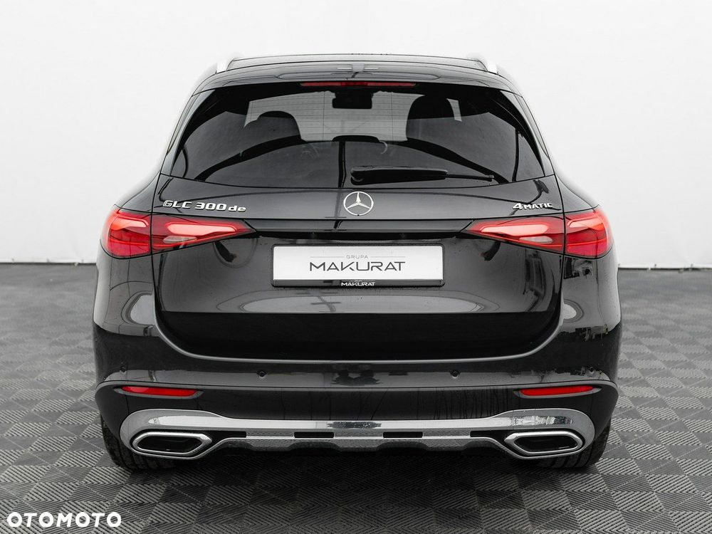 Mercedes-Benz GLC - 10