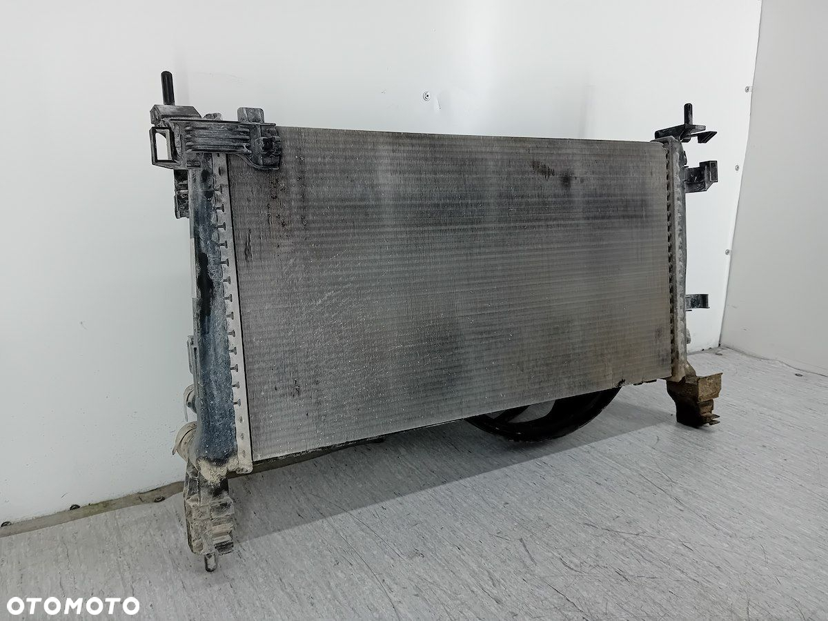 CHŁODNICA WODY Z WENTYLATOREM FIAT FIORINO IV 51.854.570 1.3 JTD - 6