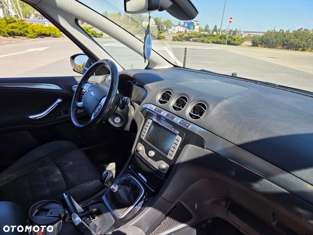 Ford S-Max 2.0 TDCi DPF Titanium - 34