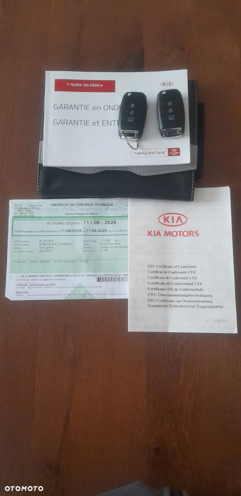 Kia Carens 1.7 CRDi 115 Fifa World Cup Edition - 33