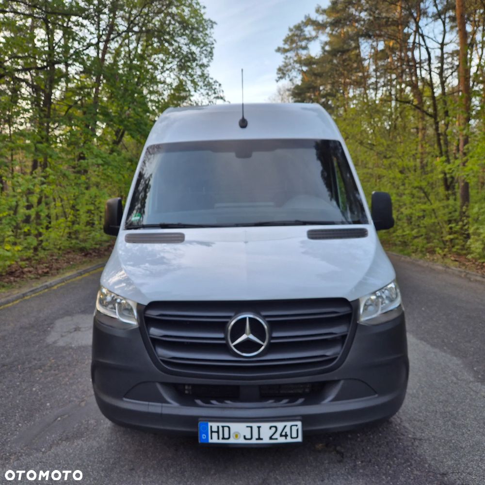 Mercedes-Benz Sprinter - 7