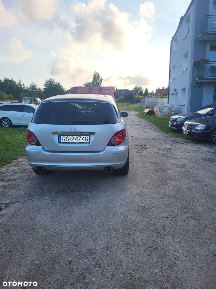 Mercedes-Benz Klasa R 500 4Matic 7G-TRONIC - 3