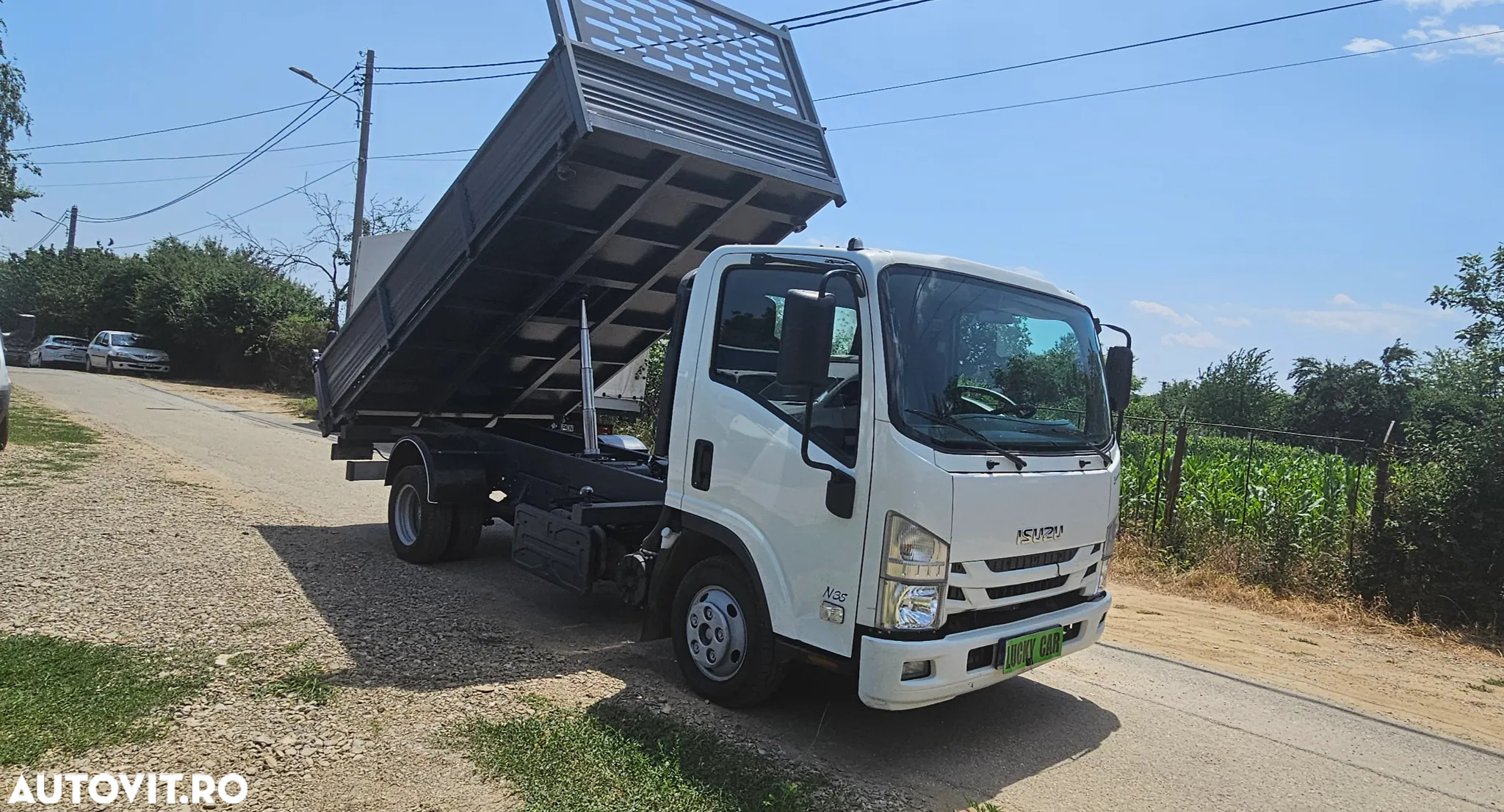 Isuzu Basculabila - 2