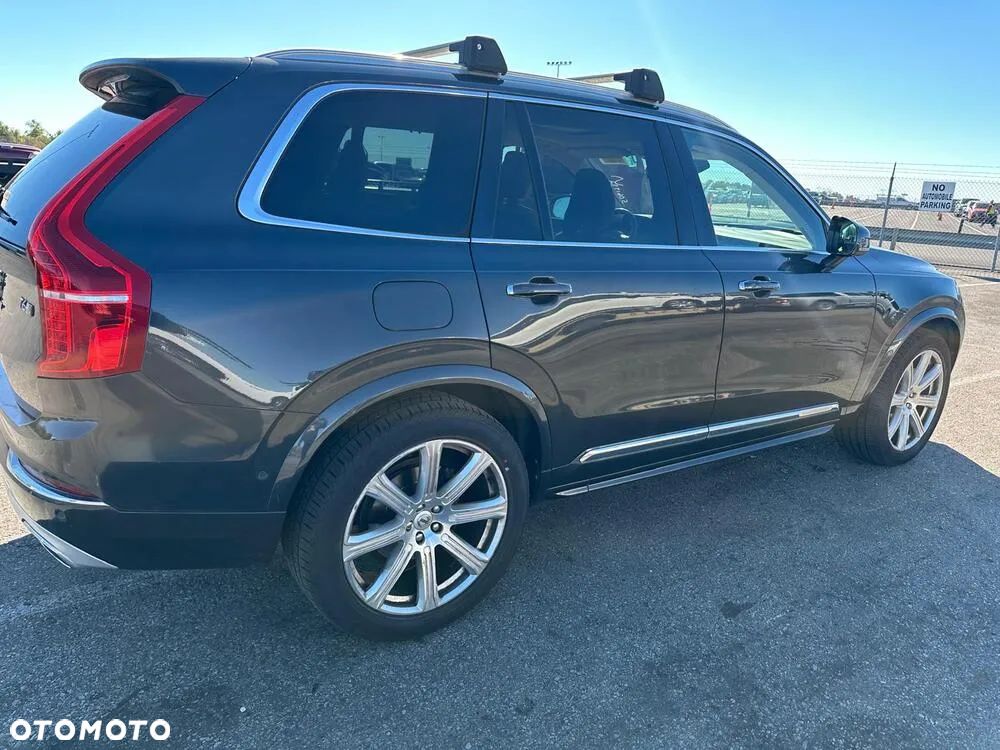 Volvo XC 90 - 29
