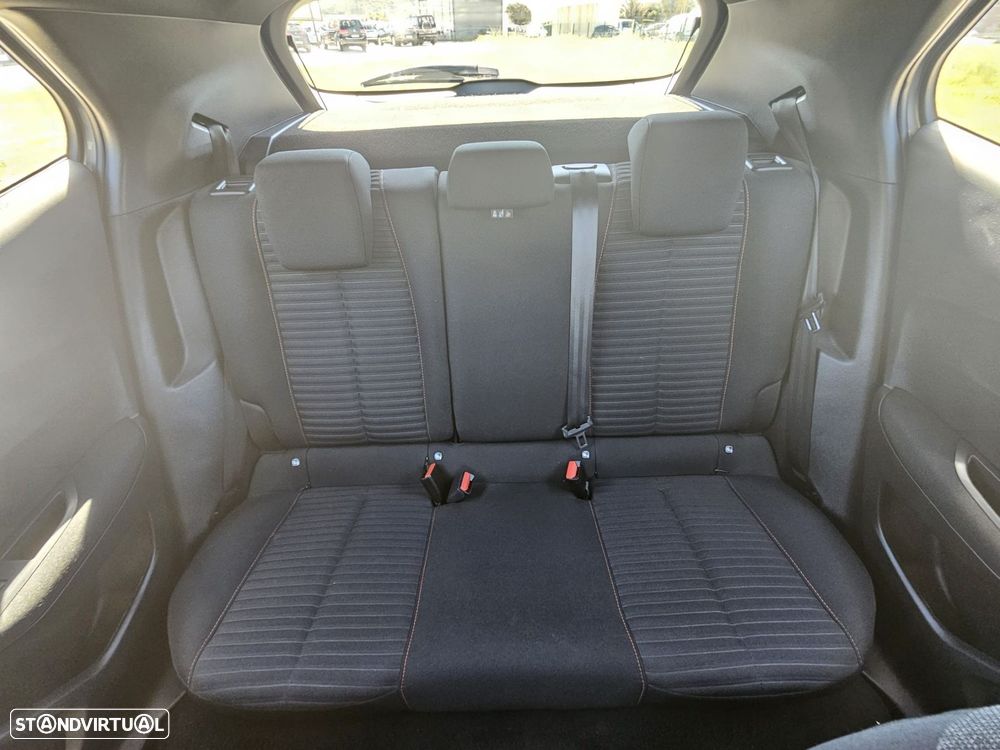 Peugeot 2008 1.2 PureTech Active Pack - 22