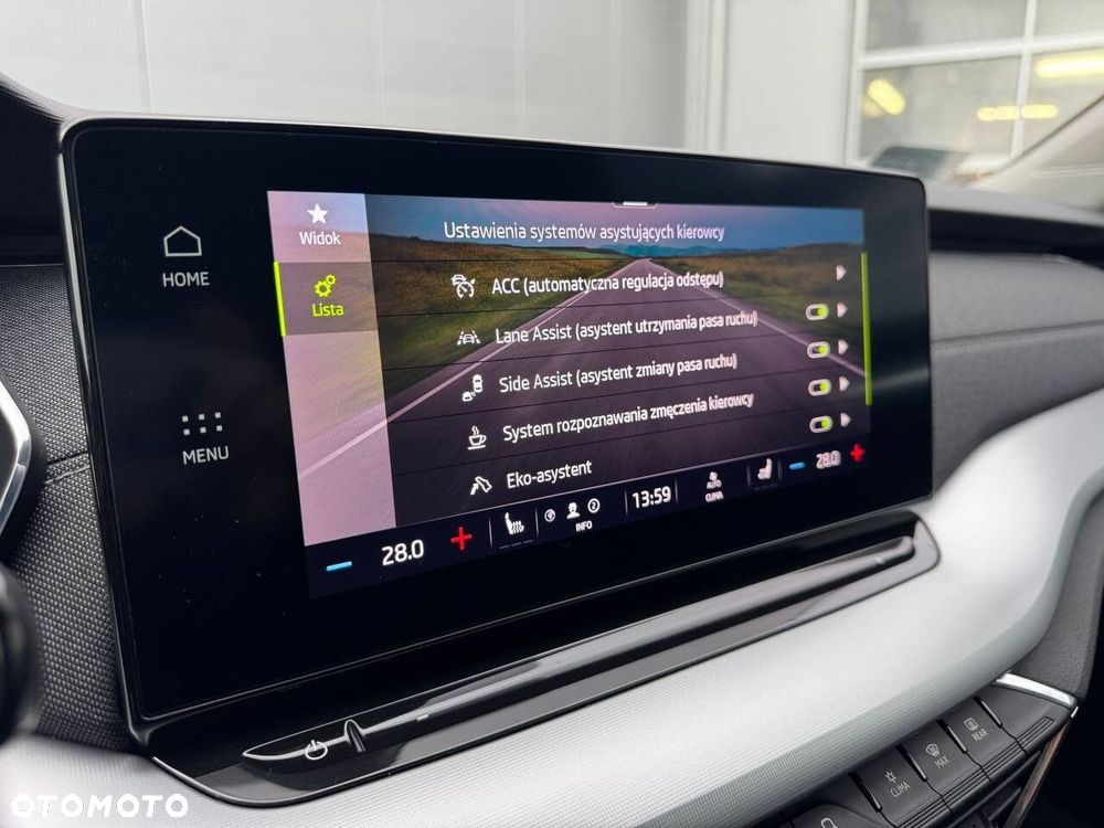 Skoda Octavia 1.5 TSI ACT Style - 25