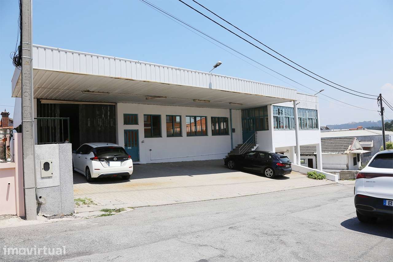 Armazém  Venda em Lustosa e Barrosas (Santo Estêvão),Lousada - Grande imagem: 2/24