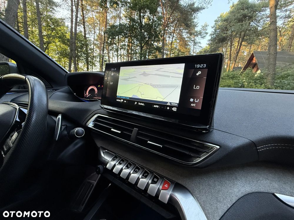 Peugeot 3008 1.5 BlueHDi GT S&S EAT8 - 26