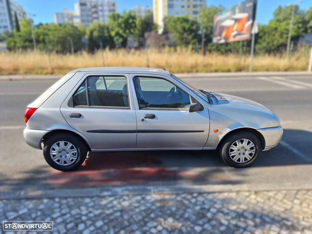 Ford Fiesta 1.25 Ghia - 13