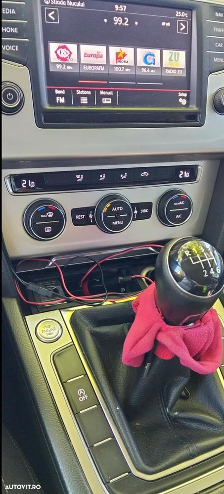Volkswagen Passat - 2
