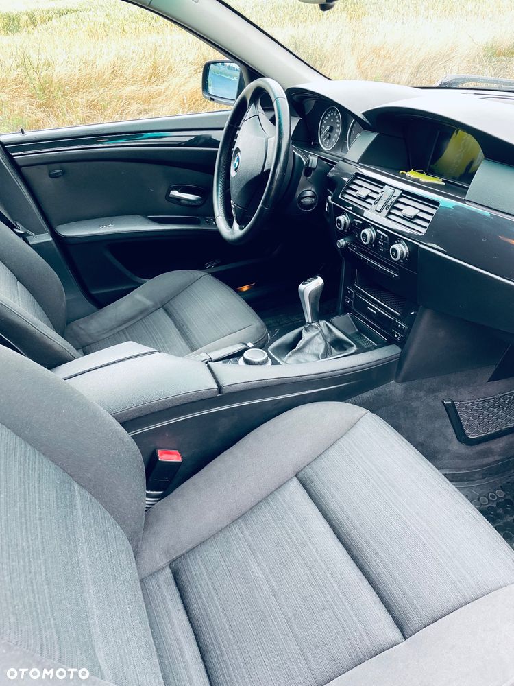 BMW Seria 5 520d - 7