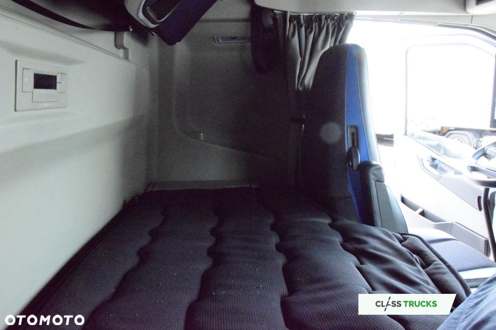 Volvo FH 460 AERO Globetrotter XL ACC i-Save I-ParkCool SideSkirts Mirror Cam - 13