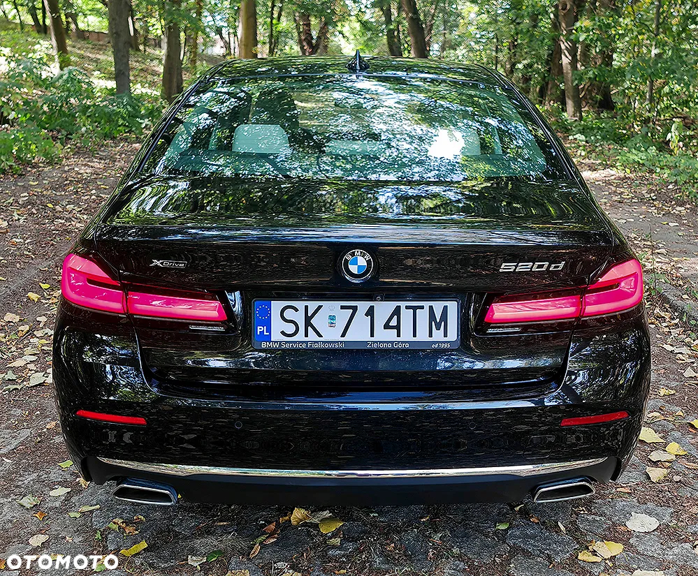 BMW Seria 5 520d Luxury Line sport - 29