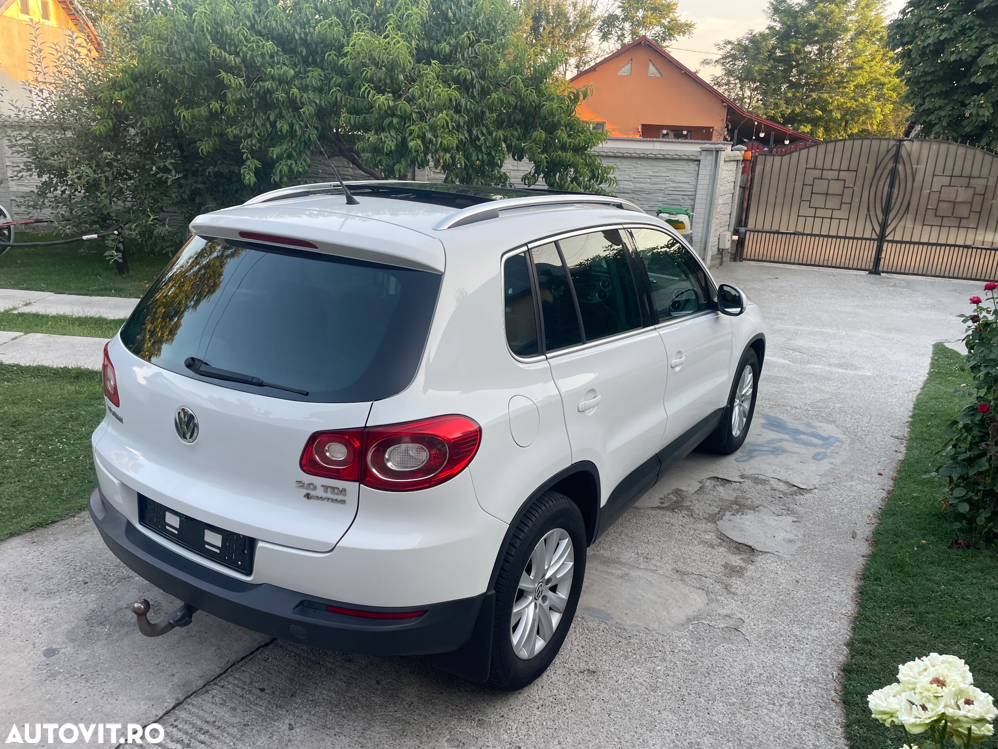 Volkswagen Tiguan - 6
