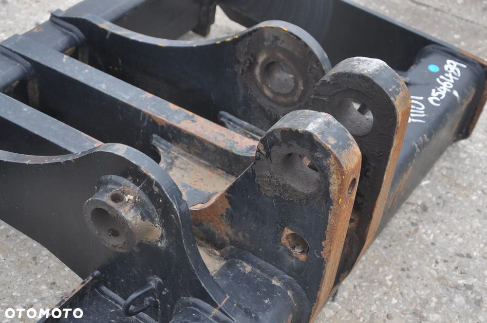 Karetka Q-FIT JCB 531 541 540 535 - 3