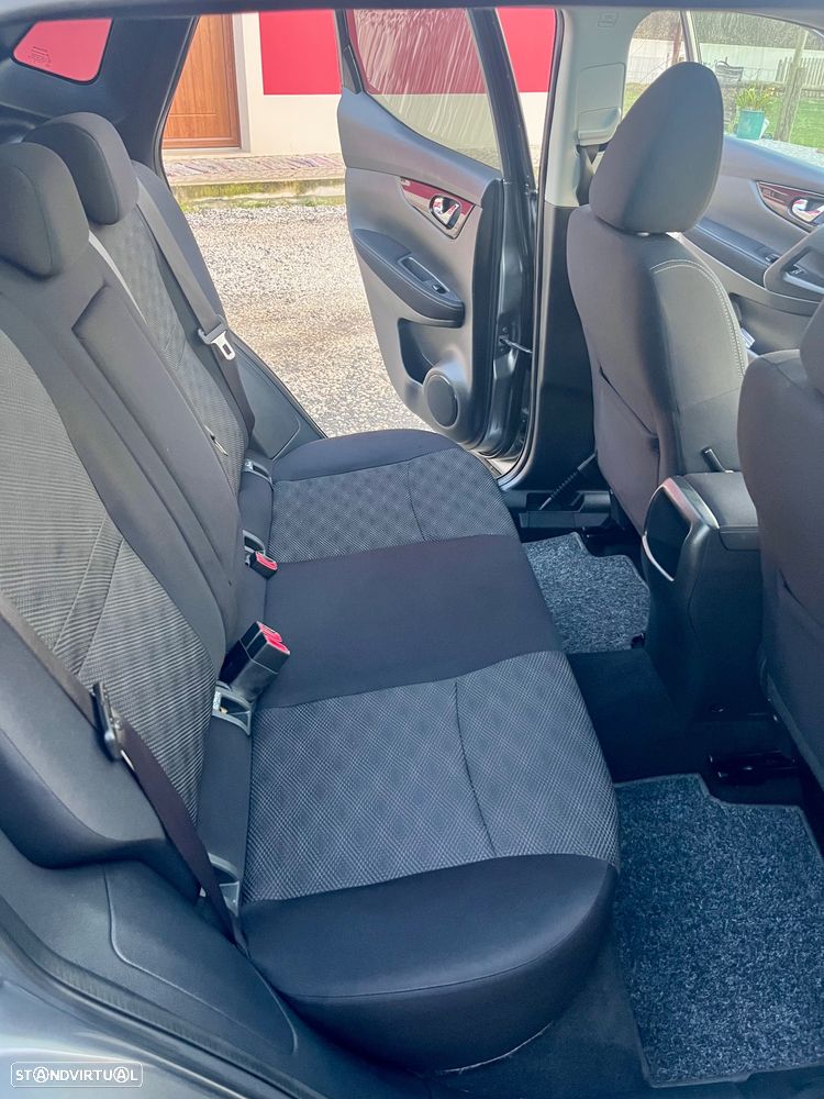 Nissan Qashqai 1.5 dCi N-Connecta 18 - 7