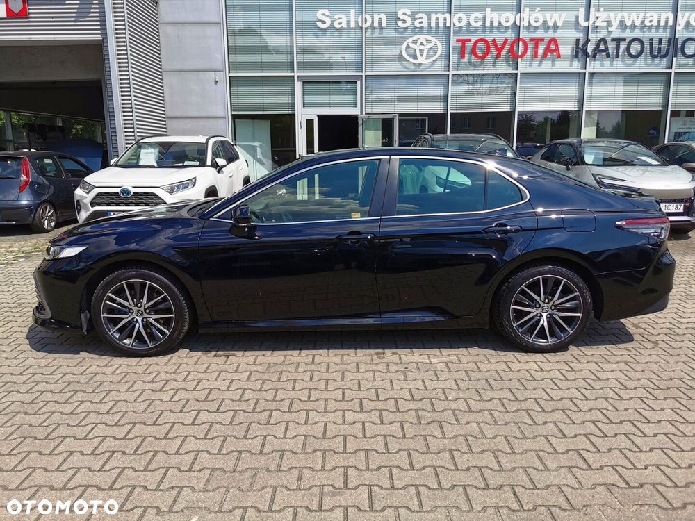 Toyota Camry 2.5 Hybrid Prestige CVT - 2