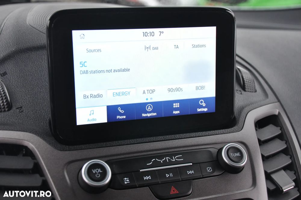 Ford Transit Connect - 18