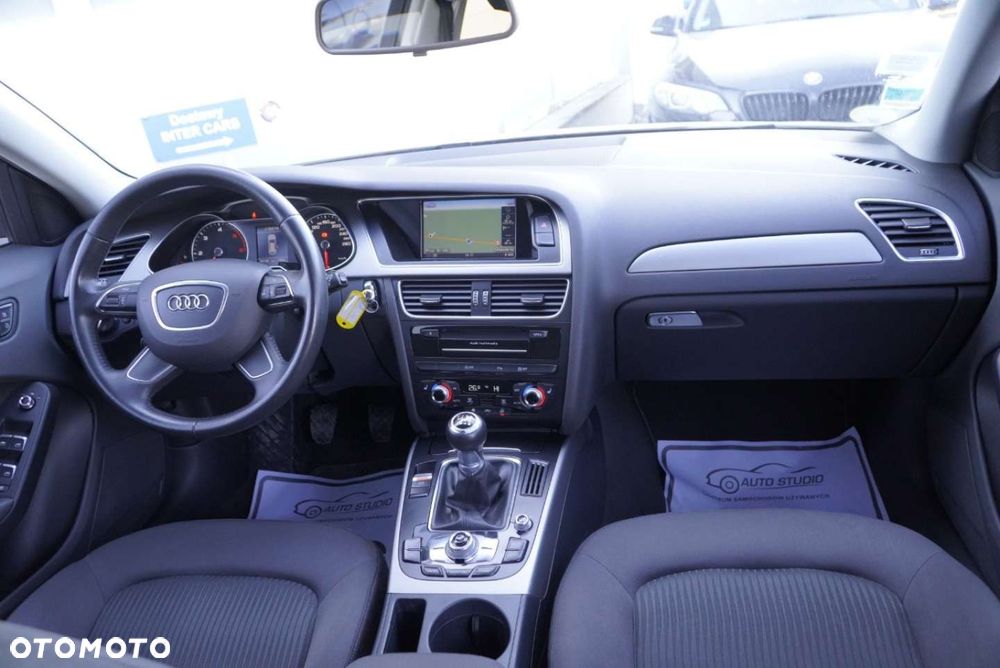 Audi A4 Avant 2.0 TDI DPF Attraction - 5