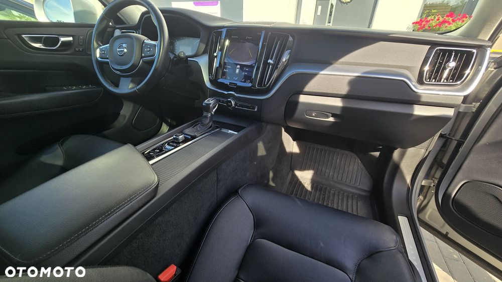 Volvo XC 60 - 8