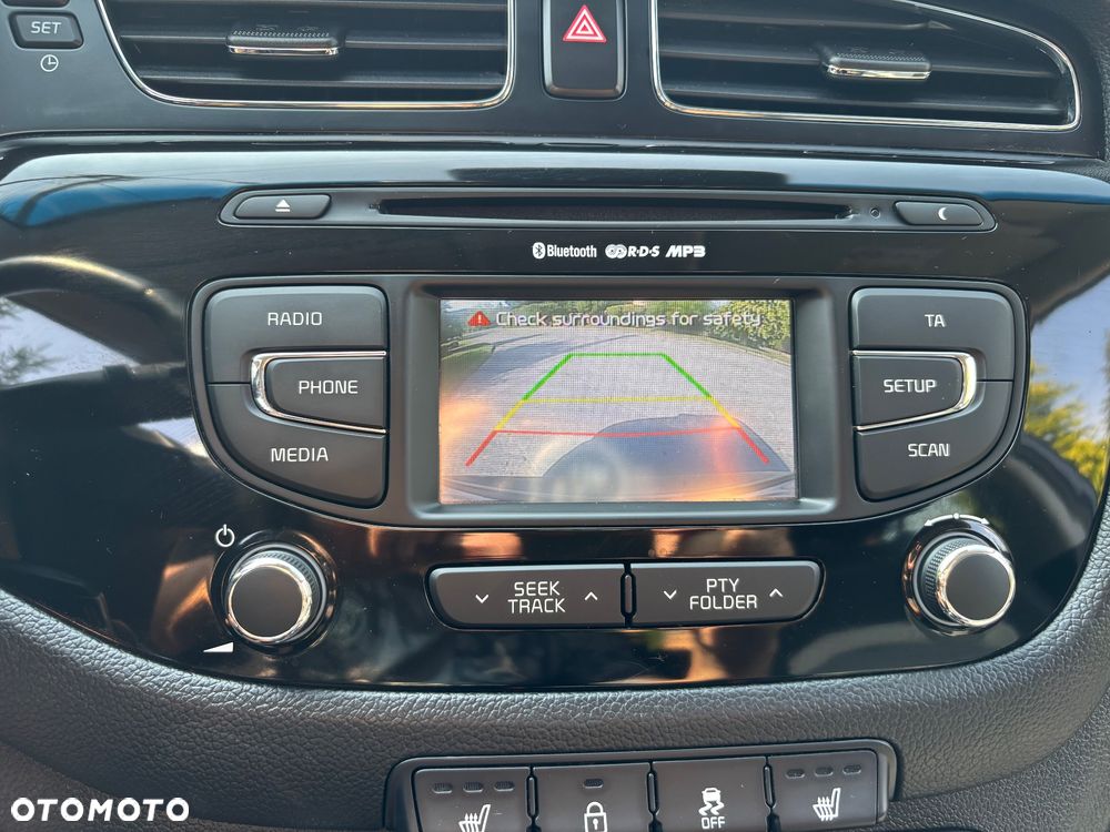 Kia Ceed 1.6 GDI DCT Platinum Edition - 19