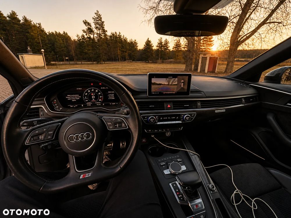 Audi S4 Limousine - 8