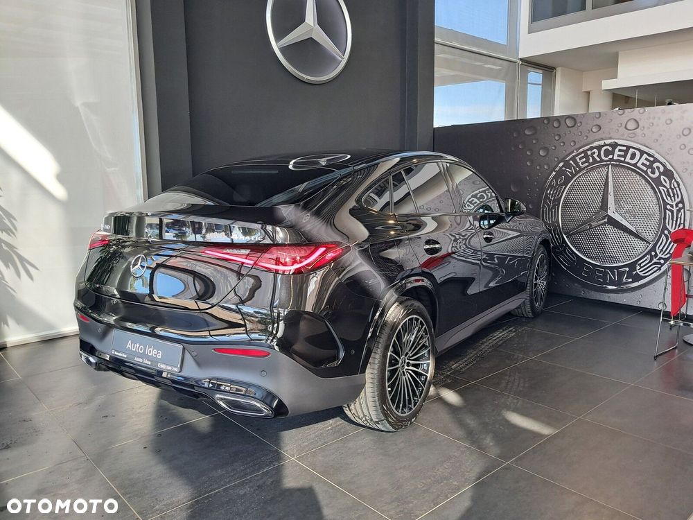 Mercedes-Benz GLC - 30