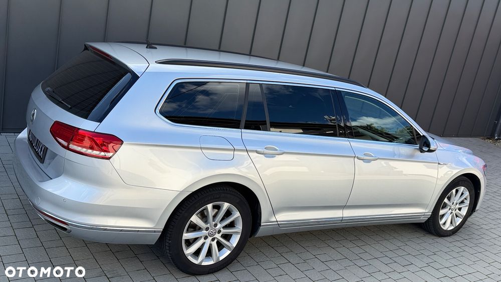 Volkswagen Passat - 9