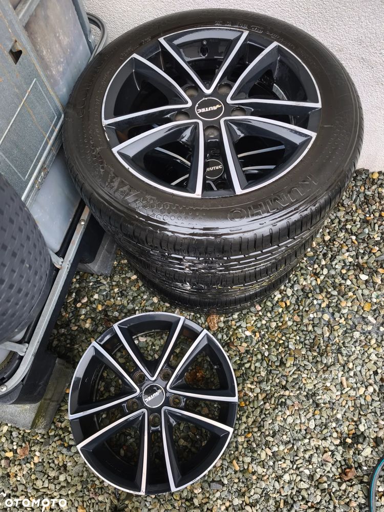 BMW Seria 3 320d Edition Sport - 27