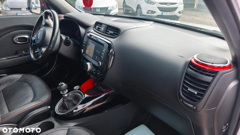 Kia Soul 1.6 GDI White&Red Edition - 20