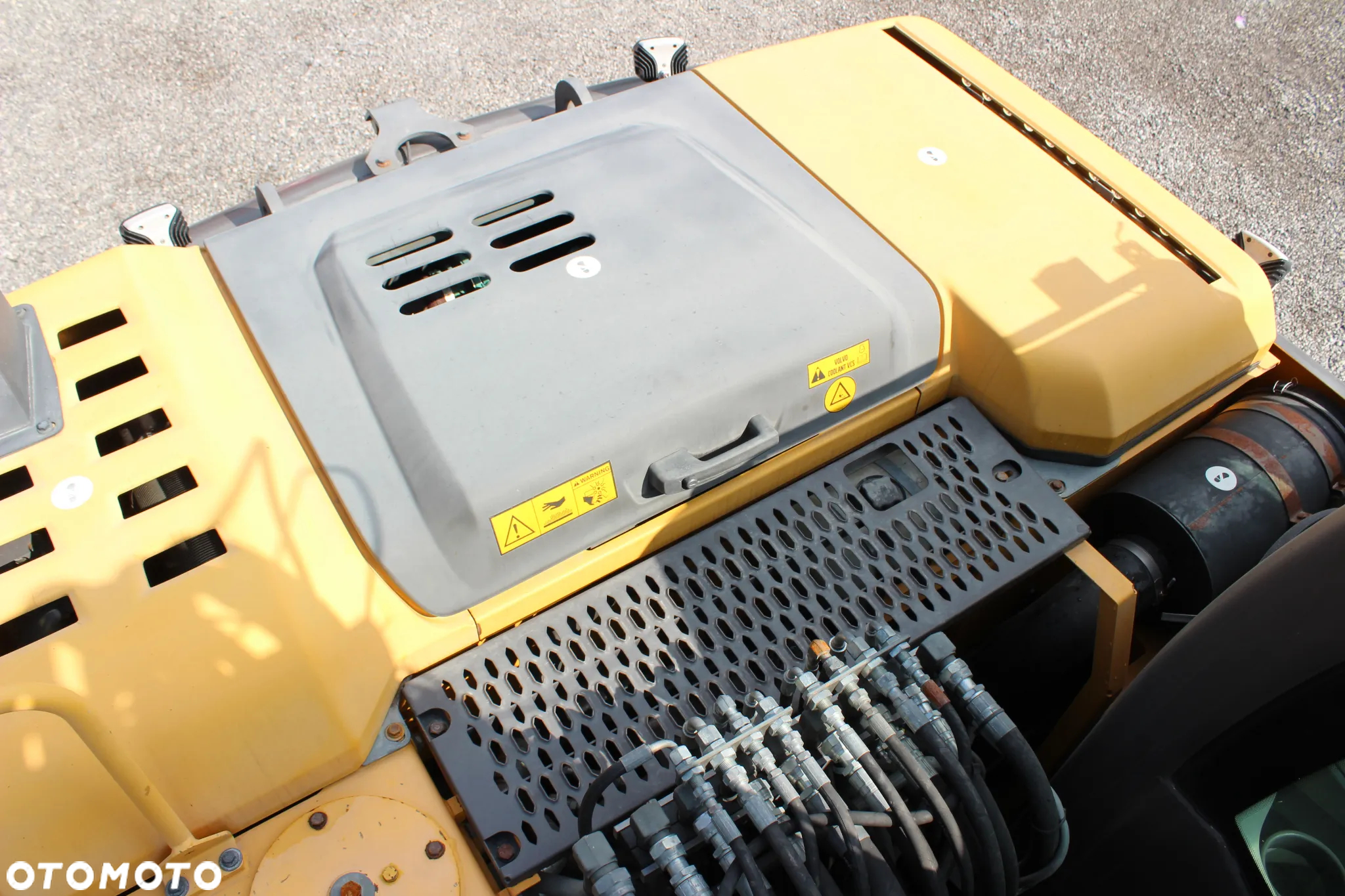 Volvo EW160D Rototilt Szczypce Sprowadzony - 16