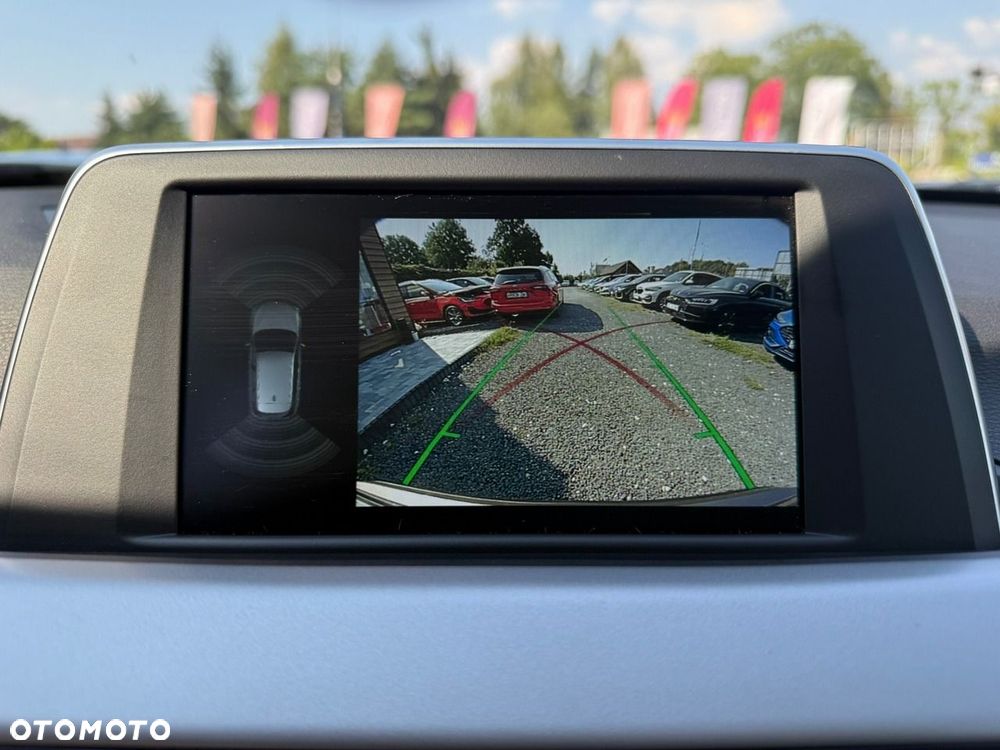 BMW X1 sDrive18i xLine - 26