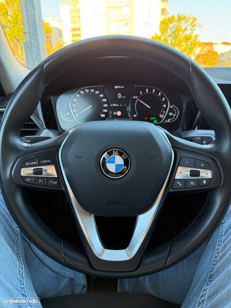 BMW 330 e Corporate Edition Auto - 38