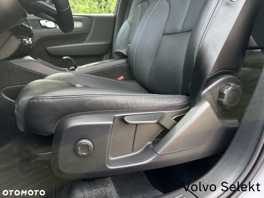 Volvo XC 40 - 29
