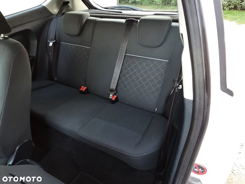 Ford Fiesta 1.25 Champions Edition - 9