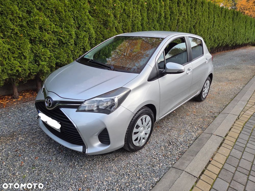 Toyota Yaris 1.33 Premium - 1